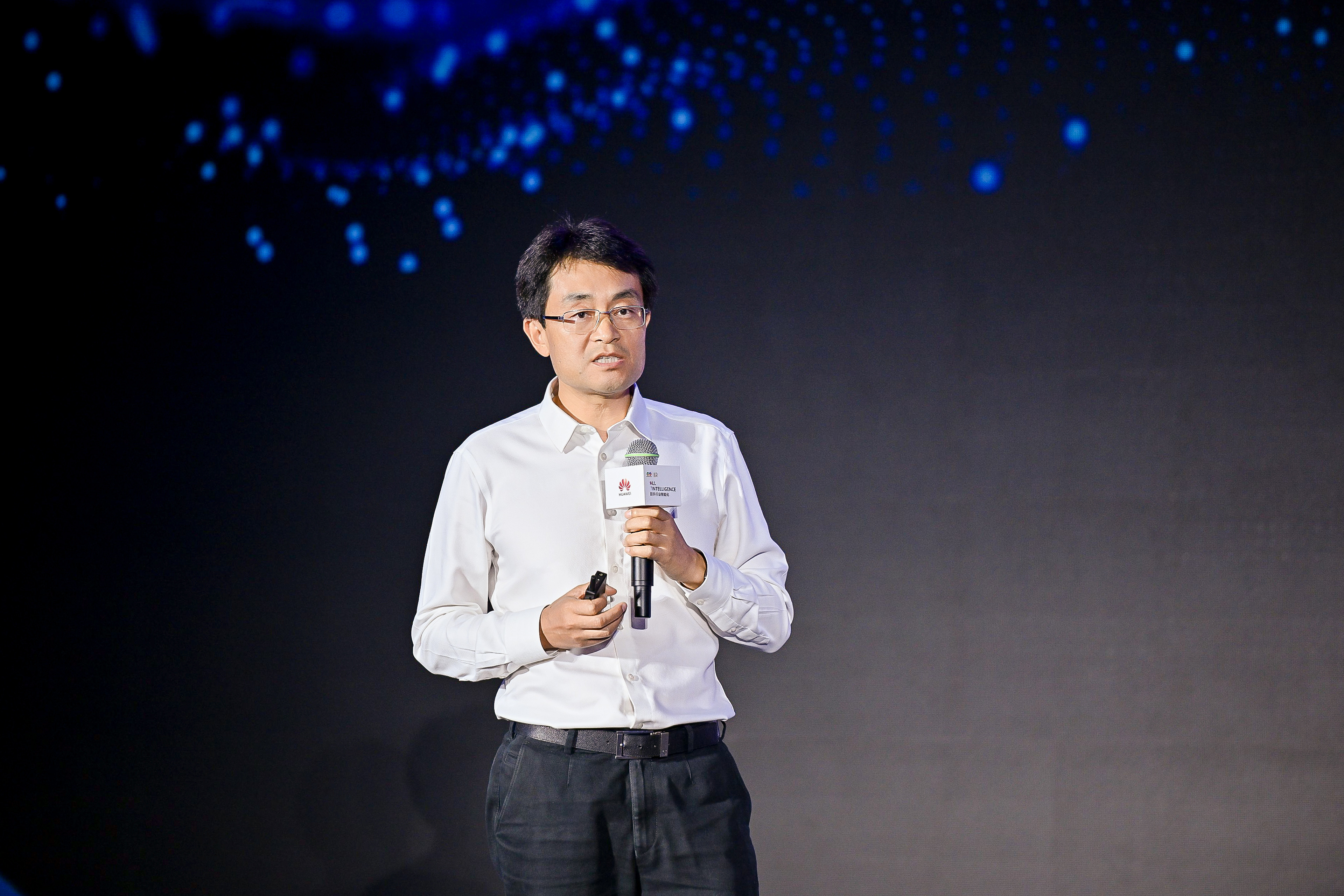 Jiang Xingxiang, Assistant to General Manager of Yunnan Construction and Investment Holding Group
