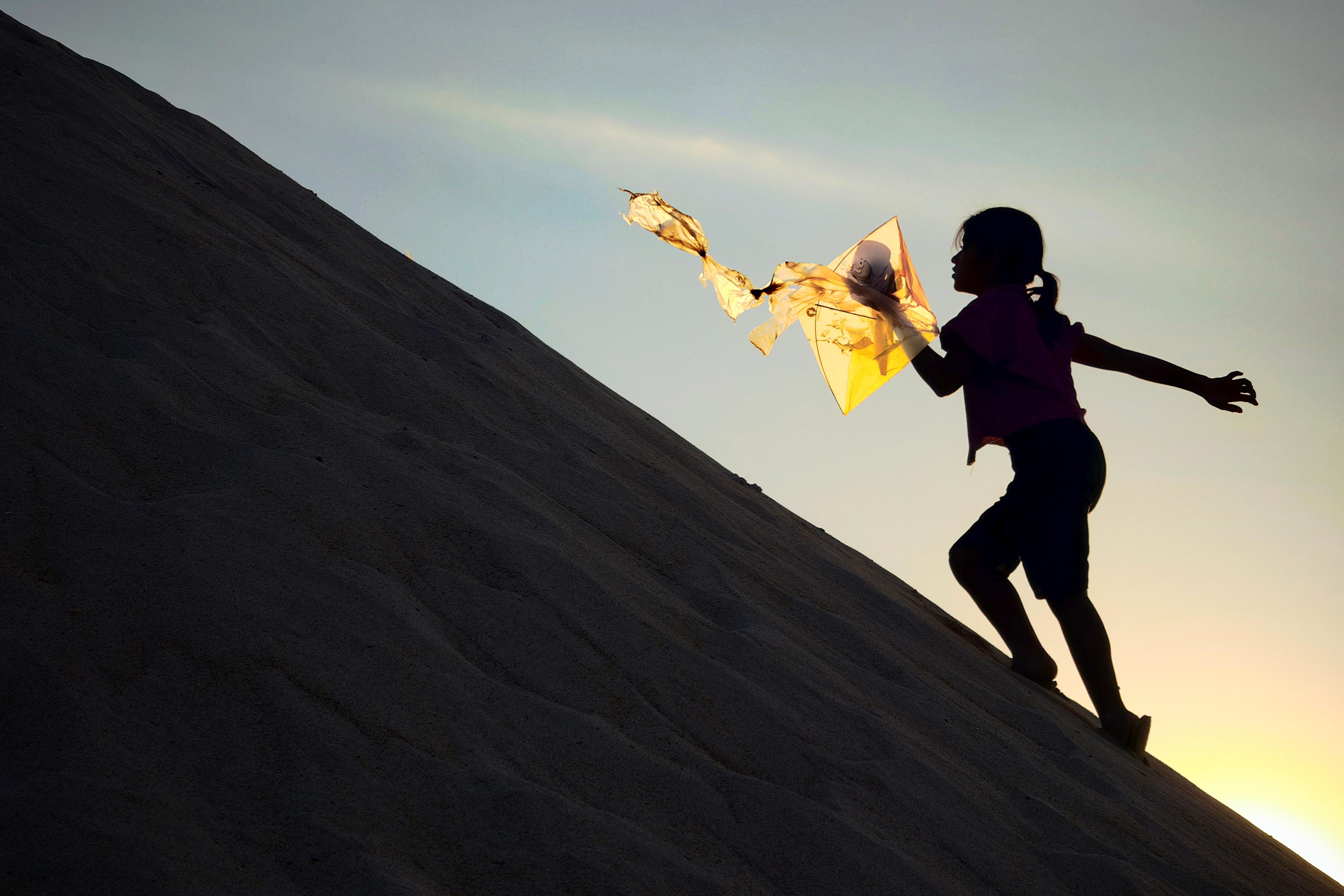 Category Award, “The girl with golden kite” by Kyaw Thu (Myanmar), OPPO Find X8 Ultra