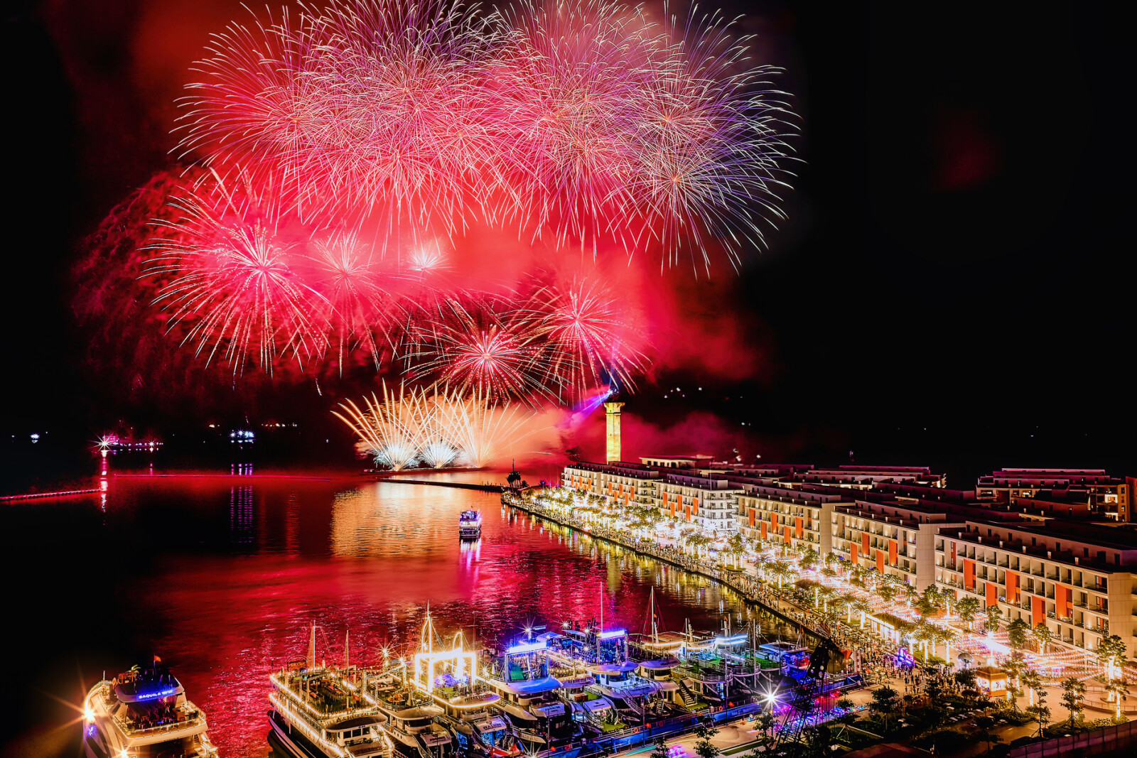 Fireworks over the Bai Chay waterfront in Ha Long, near the lighthouse where Sun Group